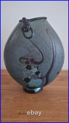 Vase vintage en verre soufflé irisé Robert Pierini Vase vintage en verre soufflé irisé Robert Pierini
