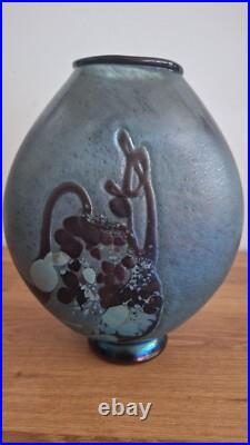 Vase vintage en verre soufflé irisé Robert Pierini Vase vintage en verre soufflé irisé Robert Pierini