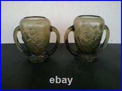 Vases Art Deco Verre Presse Moule Fume Les Campanules Verlys France Rare Paire