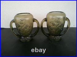 Vases Art Deco Verre Presse Moule Fume Les Campanules Verlys France Rare Paire